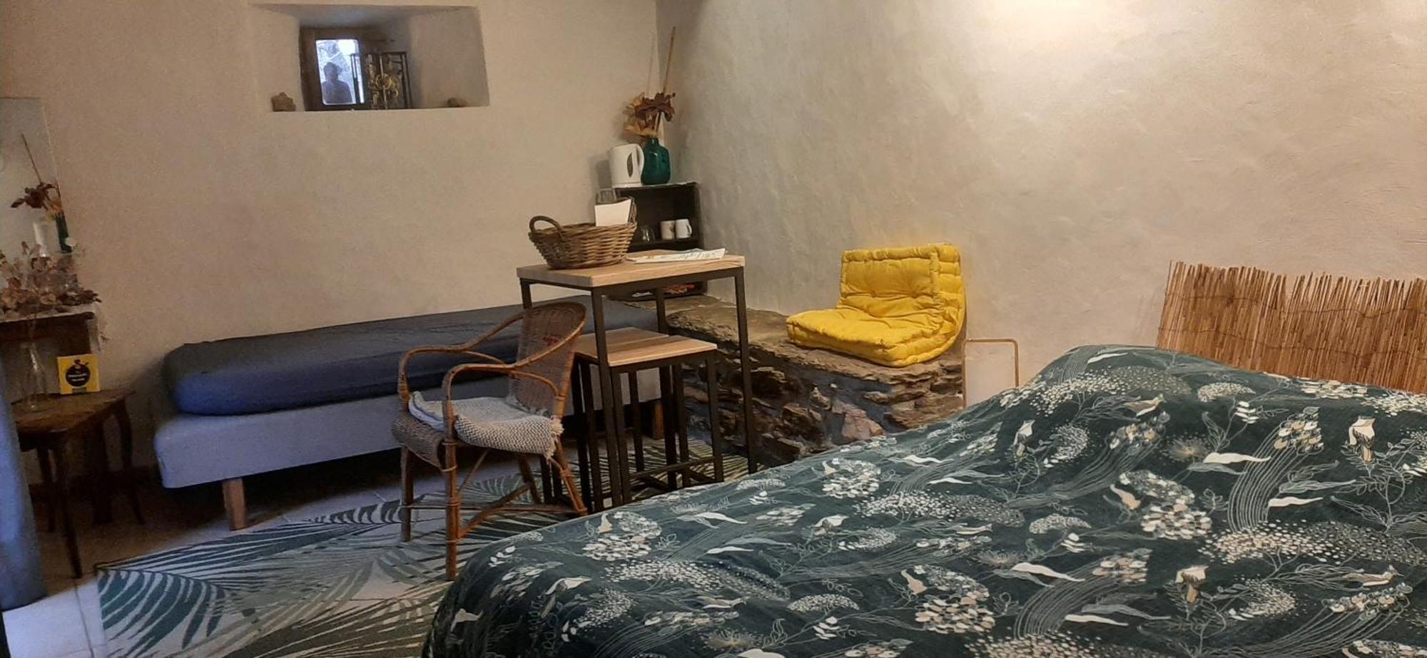Le Petit Nid Bed and Breakfast Sablieres Exteriör bild